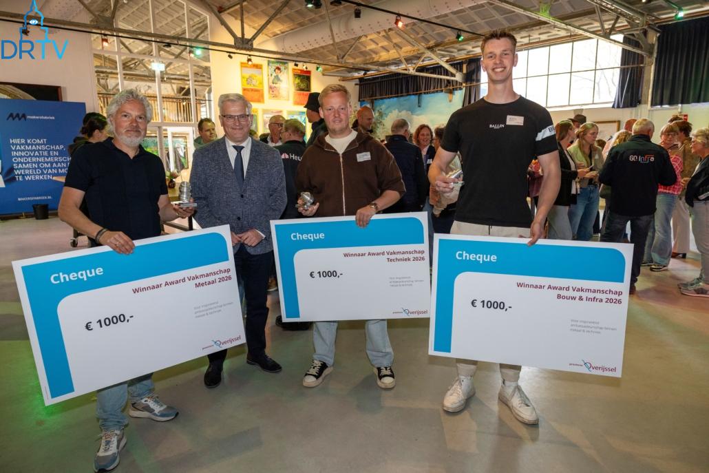 31.Gedeputeerde Ten Bolscher en de winnaars kopie